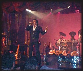 Tom Sadge as NEIL DIAMOND, Memories Theatre, Pigeon Forge, TN 7-16-01