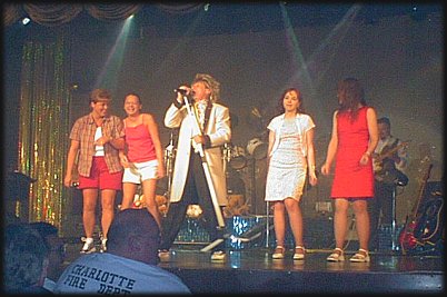 Dave Battah as ROD STEWART, Memories Theatre, Pigeon Forge, TN 7-16-01