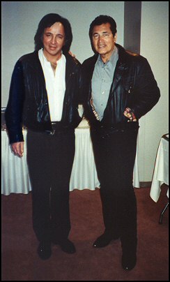 Tom Sadge, Englebert Humperdink