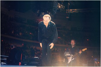 Neil Diamond 12/13/99  Photo by Sylvia Stevens