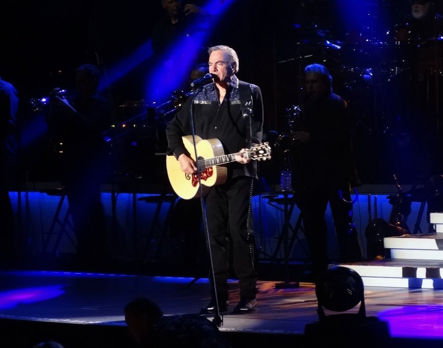 Neil Diamond live at The Greek Theater Aug 23, 2012