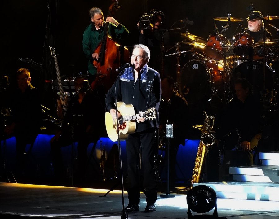 Neil Diamond live at The Greek Theater Aug 23, 2012