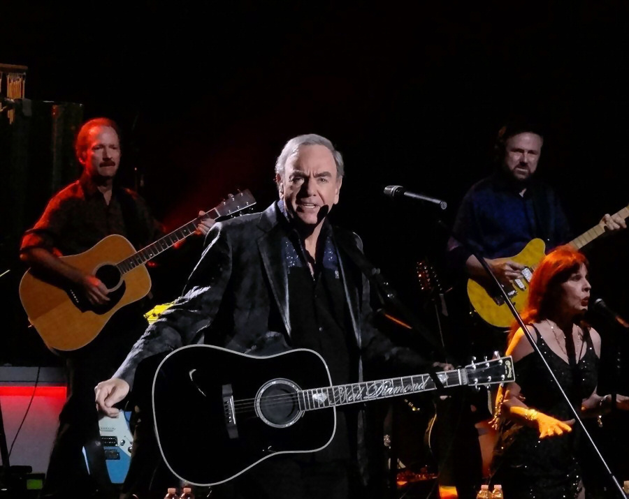 Neil Diamond Live at The Greek Theater 8-25-2012