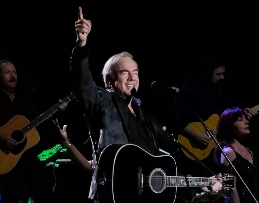 Neil Diamond Live at The Greek Theater 8-25-2012