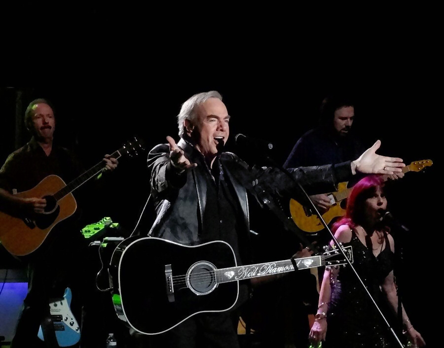 Neil Diamond Live at The Greek Theater 8-25-2012