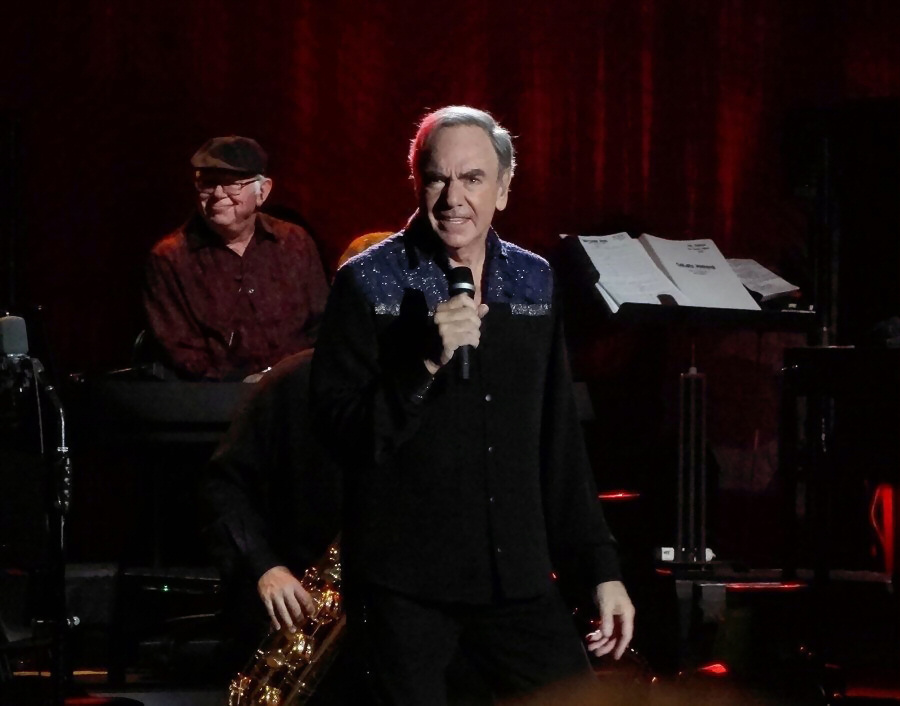 Neil Diamond Live at The Greek Theater 8-25-2012