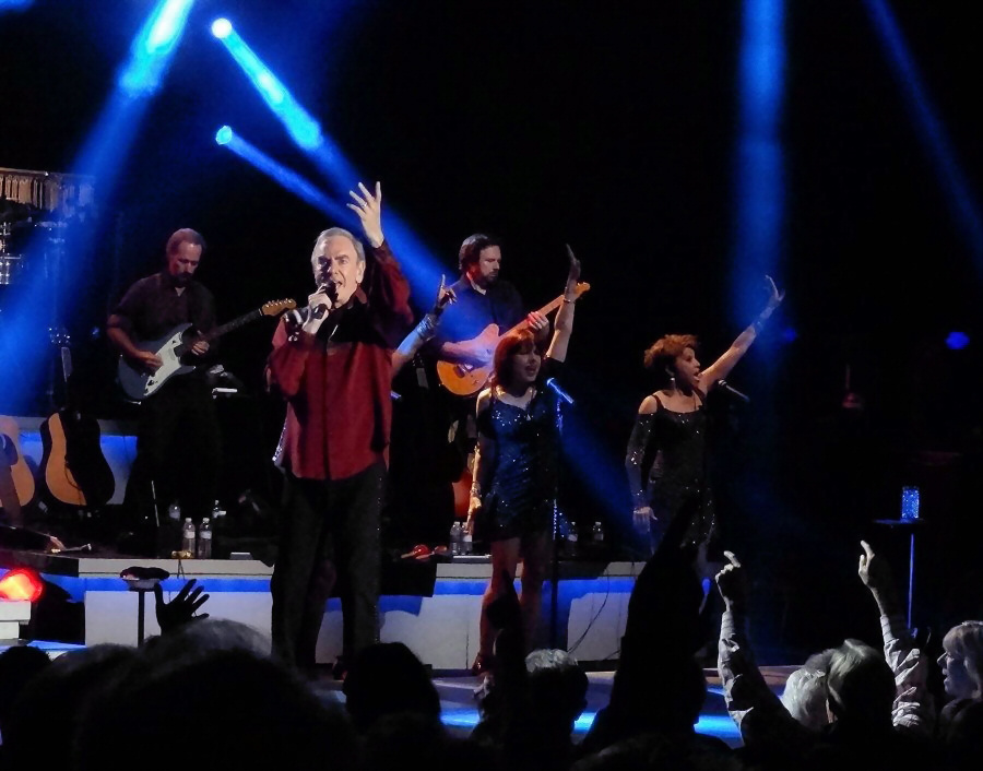 Neil Diamond Live at The Greek Theater 8-25-2012