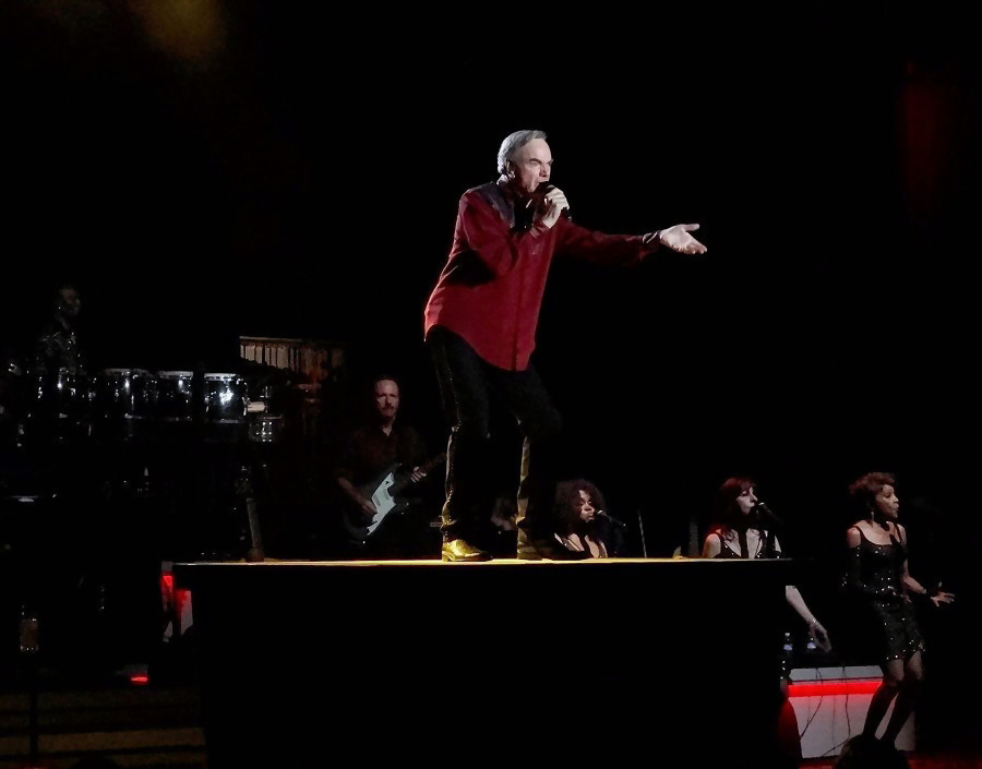 Neil Diamond Live at The Greek Theater 8-25-2012