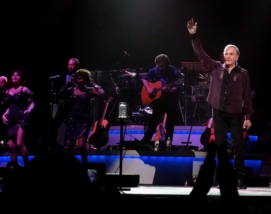 Neil Diamond Live at MGM GRAND, Las Vegas, NV  9-1-2012