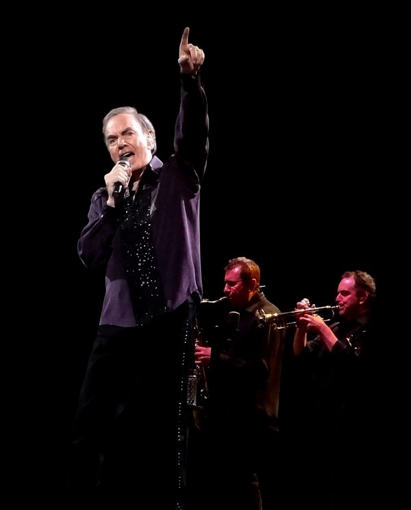 Neil Diamond Live at MGM GRAND, Las Vegas, NV  9-1-2012