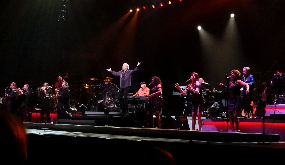 Neil Diamond Live at MGM GRAND, Las Vegas, NV  9-1-2012