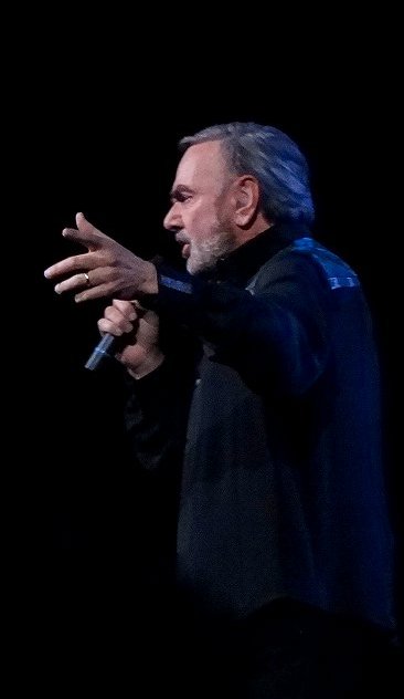 NEIL DIAMOND at Key Arena, Seattle WA 5-10-15