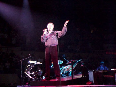 Neil Diamond in Omaha, NE 12-1-99