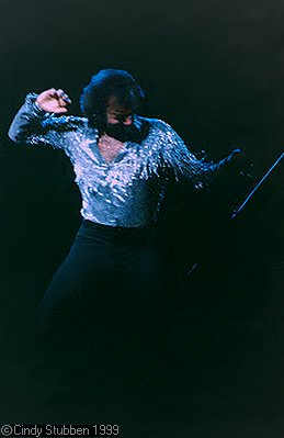 Neil Diamond in Indianapolis 1983 (c) Cindy Stubben