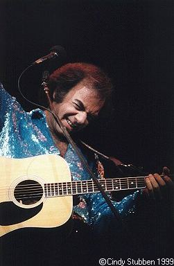 Neil Diamond at Poplar Creek Outdoor Music Theater 1984 (c) Cindy Stubben