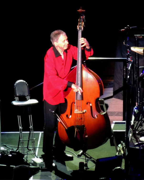 NEIL DIAMOND - Nikon at Jones Beach Theater, Wantagh NY, June 8, 2012 - Photo by Alex Westner