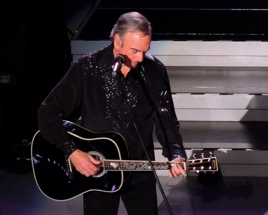 NEIL DIAMOND - Nikon at Jones Beach Theater, Wantagh NY, June 8, 2012 - Photo by Alex Westner