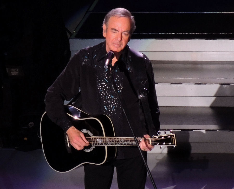 NEIL DIAMOND - Nikon at Jones Beach Theater, Wantagh NY, June 8, 2012 - Photo by Alex Westner