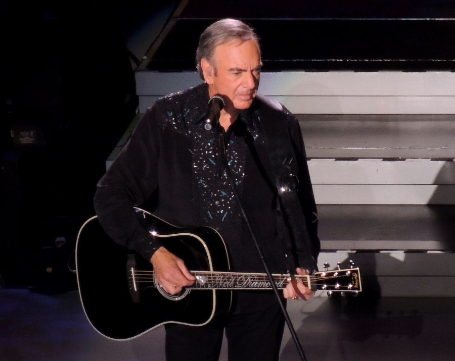 NEIL DIAMOND - Nikon at Jones Beach Theater, Wantagh NY, June 8, 2012 - Photo by Alex Westner