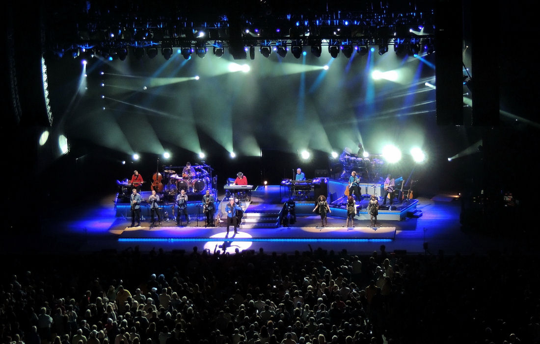 NEIL DIAMOND - Nikon at Jones Beach Theater, Wantagh NY, June 8, 2012 - Photo by Alex Westner