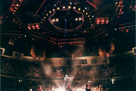 Neil Diamond at Continental Airlines Arena, East Rutherford, NJ, 1996 - Photo by Alex Westner