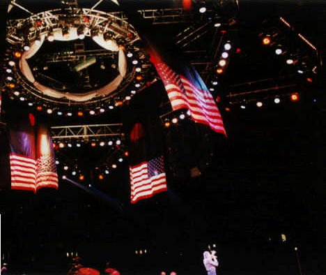 Neil Diamond at Continental Airlines Arena, East Rutherford, NJ, 1999 - Photo by Alex Westner