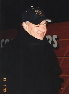 Neil Diamond in Omaha, NB 12-1-99