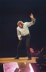 Neil Diamond on 7-12-96 by Kurt Schultz