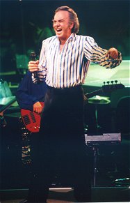 Neil Diamond  7/12/96 by Kurt Schultz